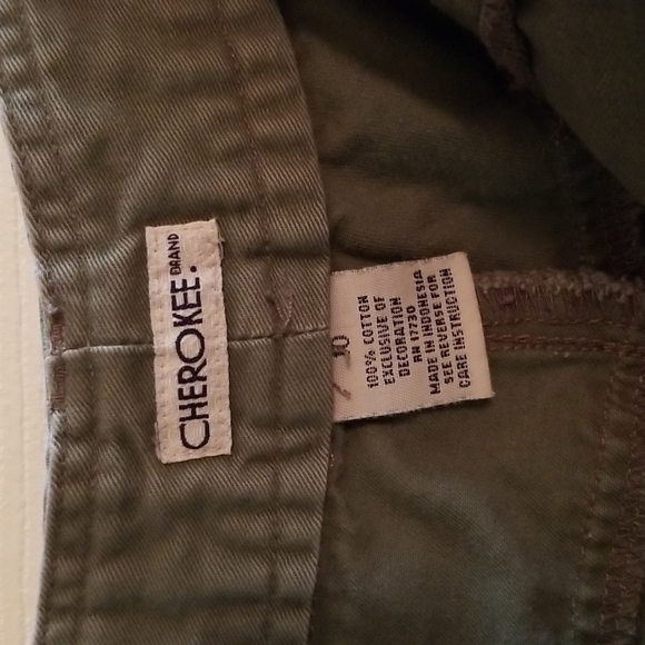 🌻CHEROKEE SUMMER SHORTS 🌻 - Picture 3 of 3